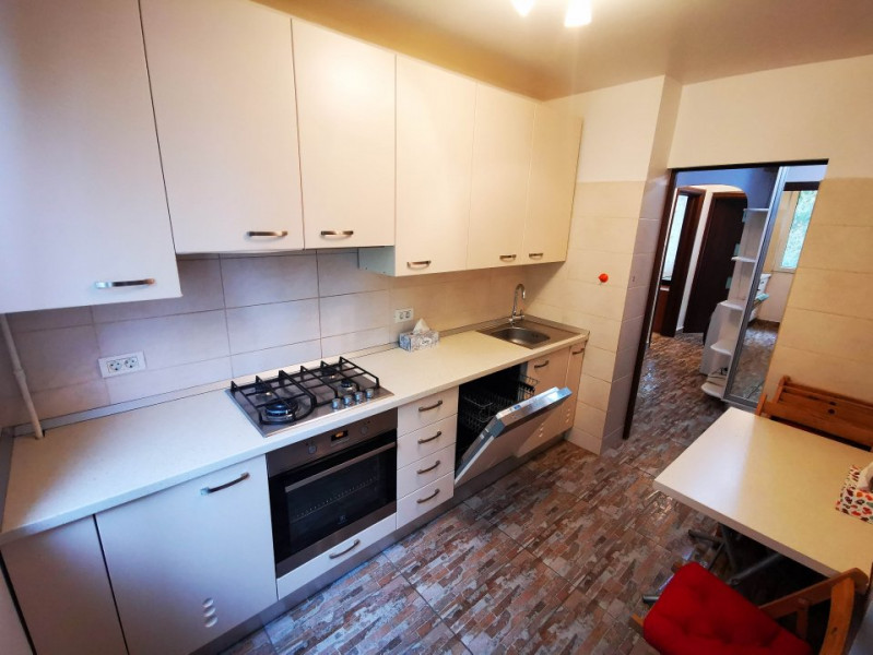 Apartament MODERN 3 camere de inchiriat, Brancoveanu