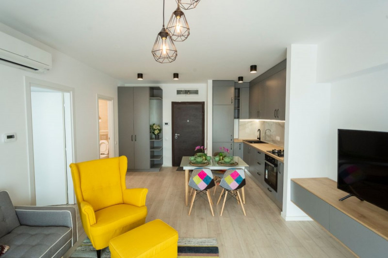 Inchiriere apartament doua camere cu gradina, bloc nou Pipera 