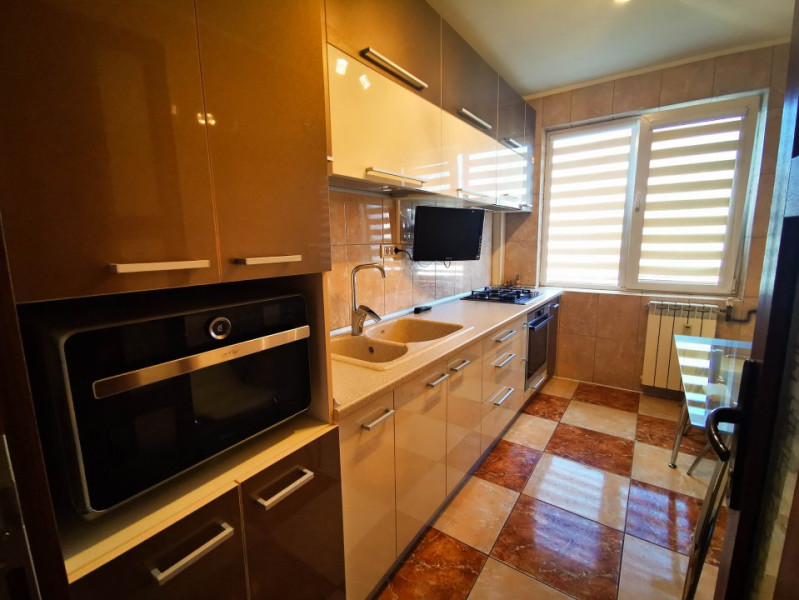 Apartament MODERN 2 camere de inchirat Titan, Piata Minis