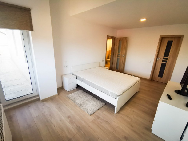 Apartament deosebit 3 camere de vanzare cu terasa 48 mp Titan