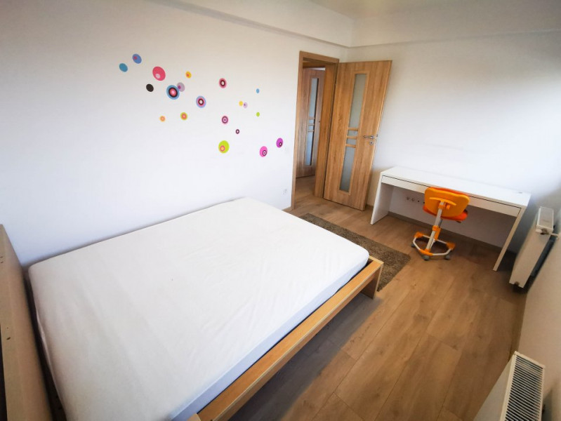 Apartament deosebit 3 camere de vanzare cu terasa 48 mp Titan