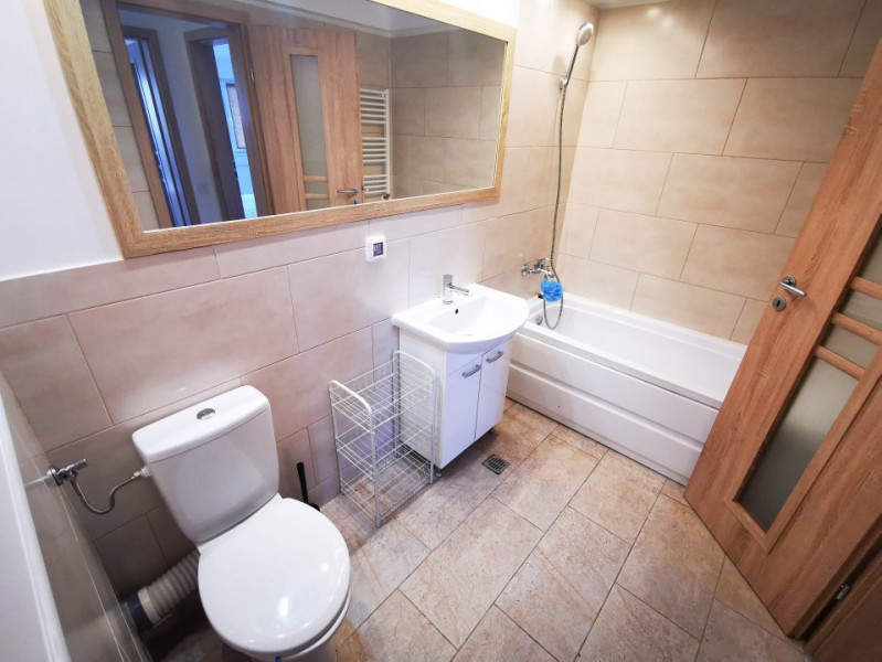 Apartament deosebit 3 camere de vanzare cu terasa 48 mp Titan