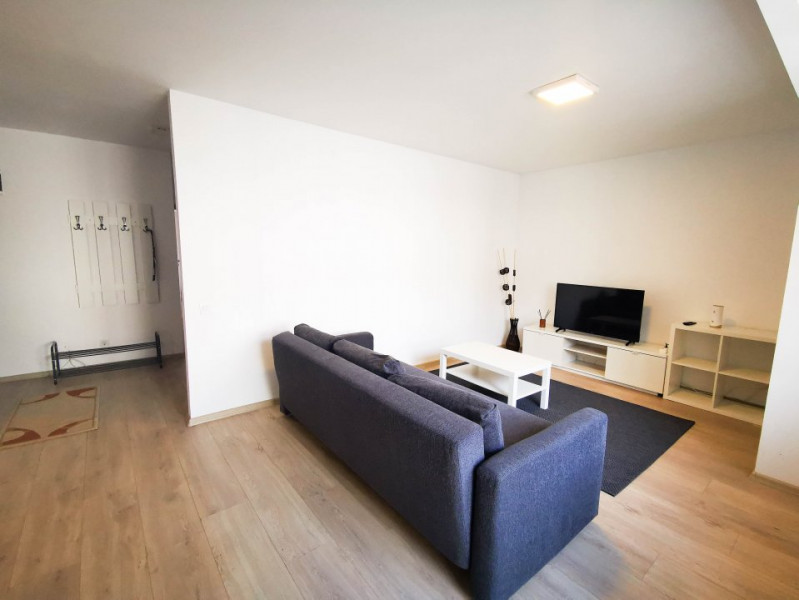 Apartament deosebit 3 camere de vanzare cu terasa 48 mp Titan