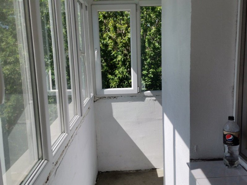 Vanzare garsoniera spatioasa, zona Stefan cel Mare-Bucur Obor
