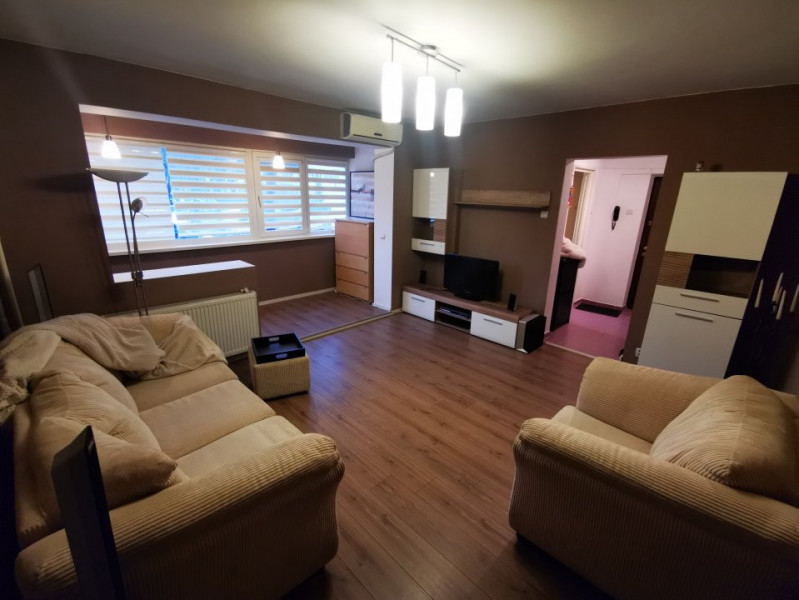 Apartament 3 camere de vanzare Berceni, Bd. Alexandru Obregia