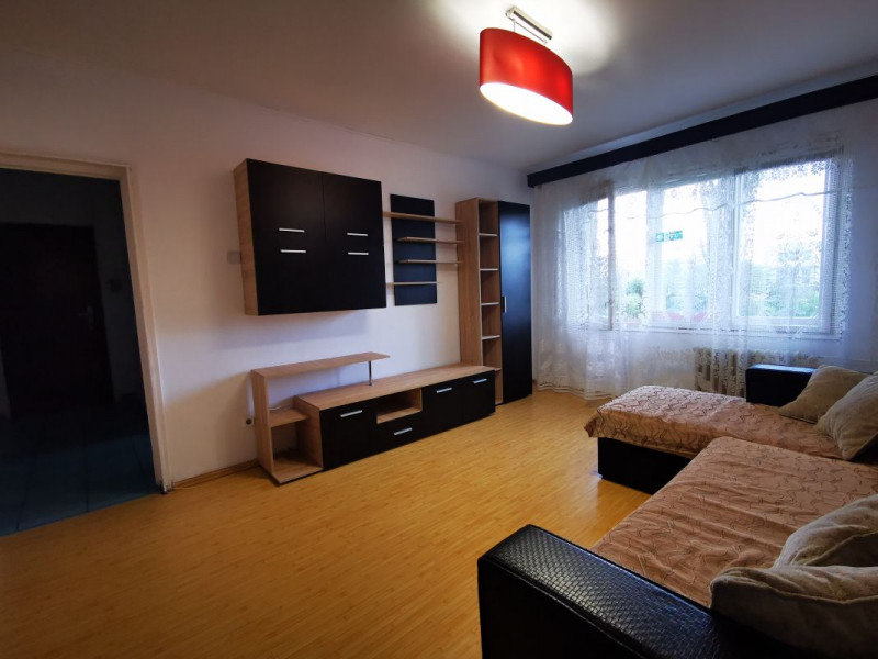 Apartament 3 camere de inchiriat Dristor, Ramnicu Sarat