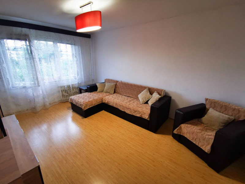Apartament 3 camere de inchiriat Dristor, Ramnicu Sarat