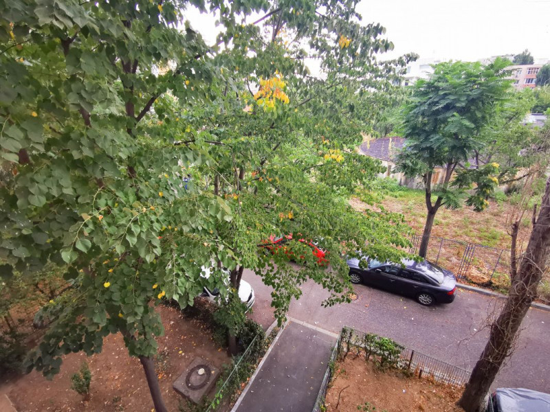 Apartament 3 camere de inchiriat Dristor, Ramnicu Sarat