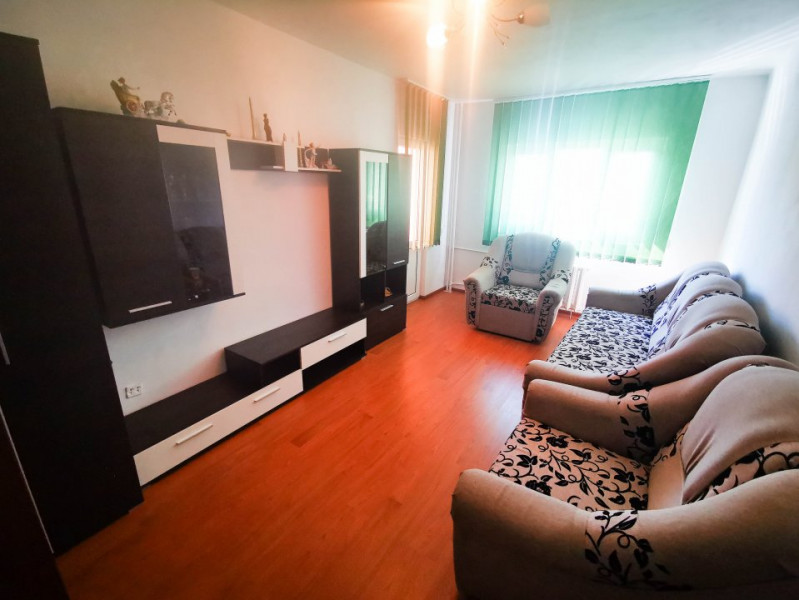 Apartament spatios 2 camere de inchiriat Titan, Bd. 1 Decembrie 1918