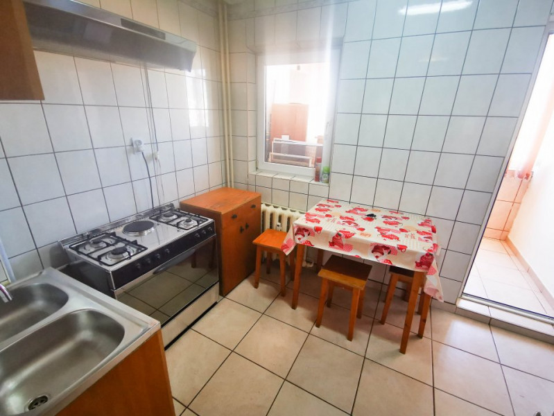 Apartament spatios 2 camere de inchiriat Titan, Bd. 1 Decembrie 1918