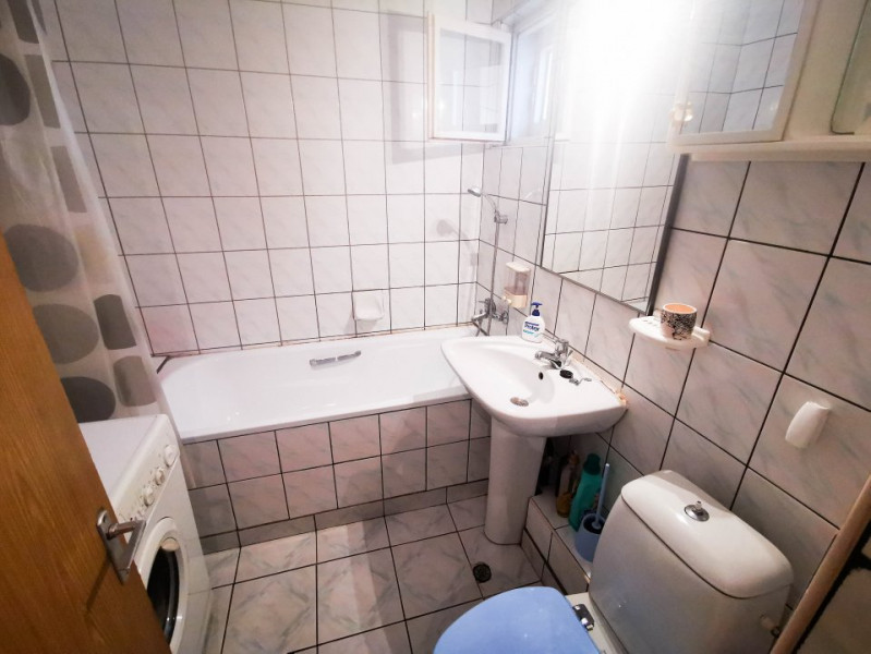 Apartament spatios 2 camere de inchiriat Titan, Bd. 1 Decembrie 1918