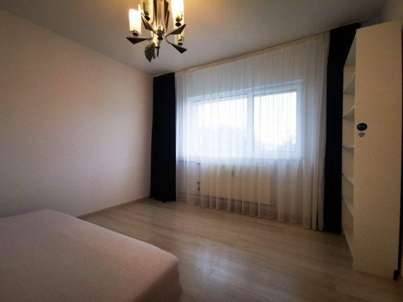 Apartament spatios si modern 2 camere de inchiriat, Titan 1 Decembrie 1918