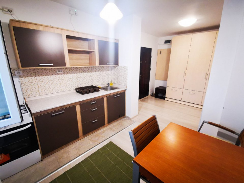 Apartament spatios si modern 2 camere de inchiriat, Titan 1 Decembrie 1918