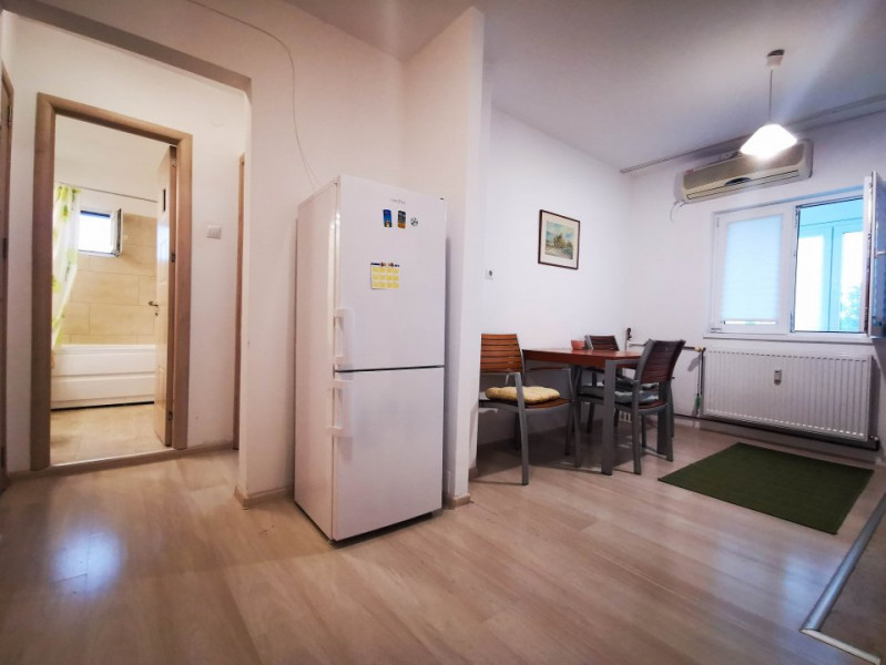 Apartament spatios si modern 2 camere de inchiriat, Titan 1 Decembrie 1918