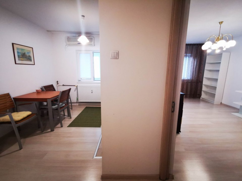 Apartament spatios si modern 2 camere de inchiriat, Titan 1 Decembrie 1918
