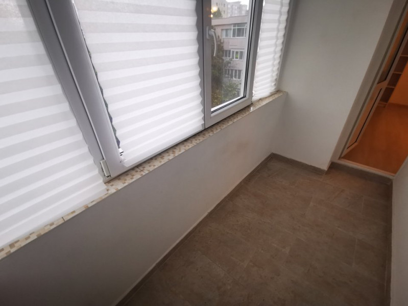 Apartament spatios si modern 2 camere de inchiriat, Titan 1 Decembrie 1918