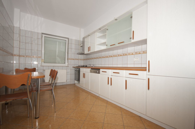 De inchiriat 200 mp in 4 camere, birouri sau rezidenta Herastrau