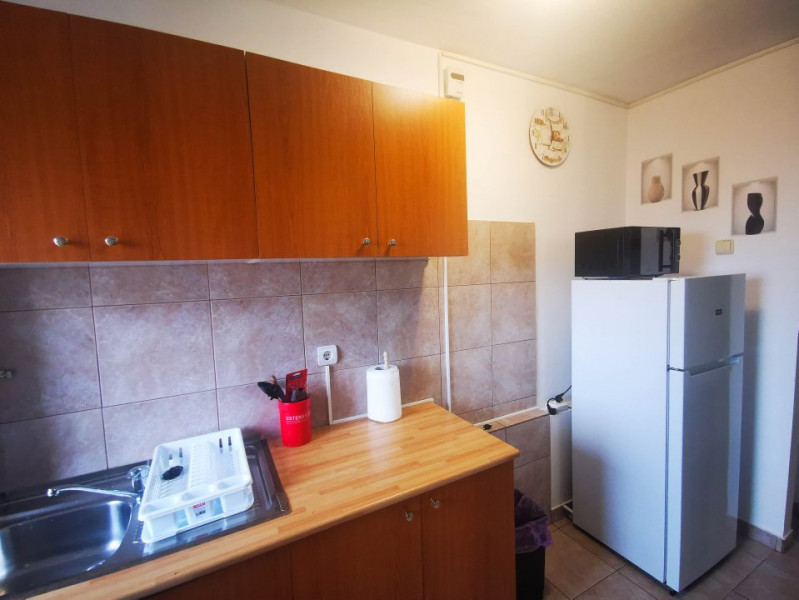 Garsoniera spatioasa de inchiriat Muncii, Mihai Bravu 
