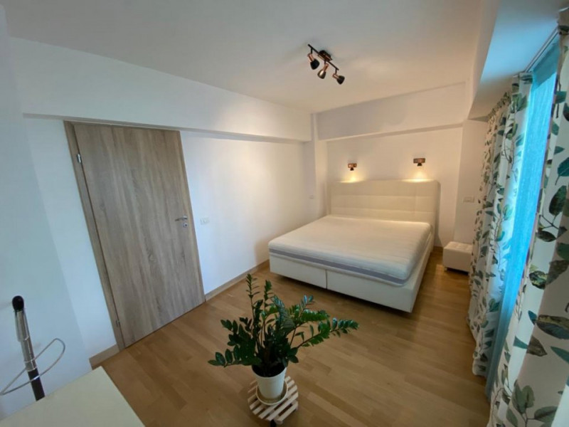 Ocazie  - vanzare 4 camere 97mp Victoriei 