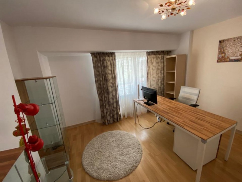 Ocazie  - vanzare 4 camere 97mp Victoriei 