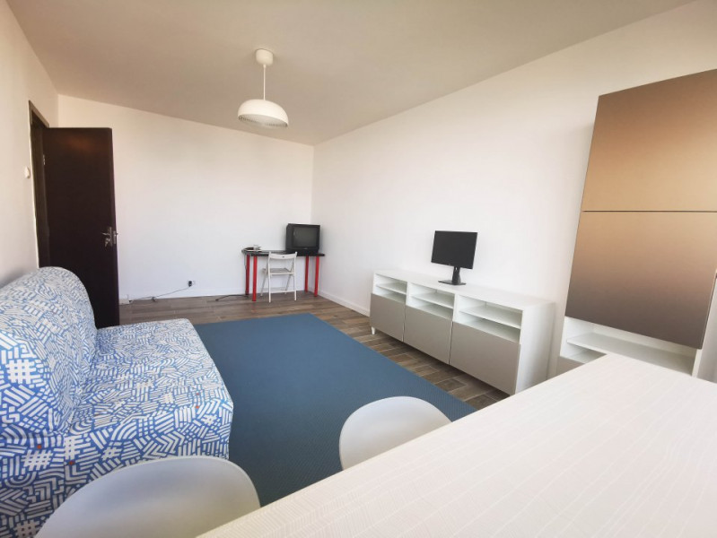 Apartament modern si renovat 2 camere de inchiriat Vitan