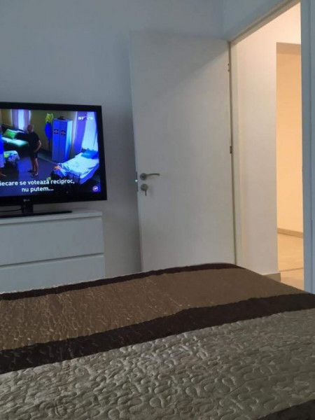 Chirie apartament renovat 2 camere Polona