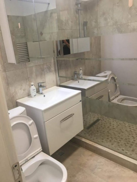 Chirie apartament renovat 2 camere Polona