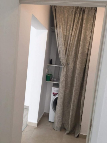 Chirie apartament renovat 2 camere Polona