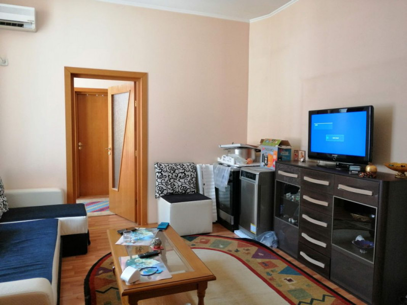 Vanzare casa ultracentral, Piata Romana Victoriei