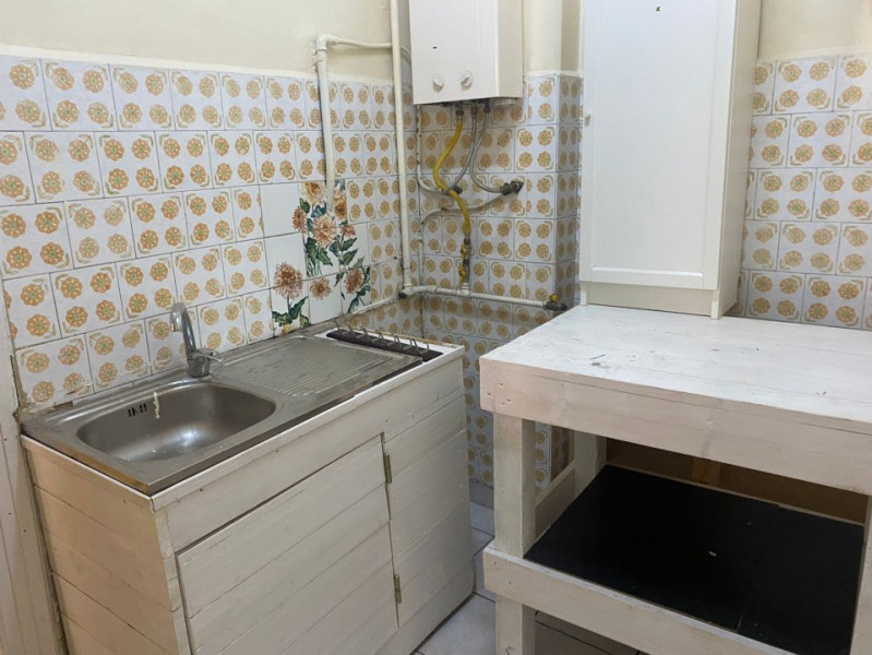 Inhiere spatiu comercial 70mp Toamnei