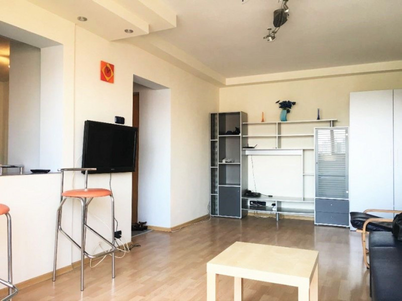 Inchiriere apartament 3 camere Metrou Stefan Cel Mare