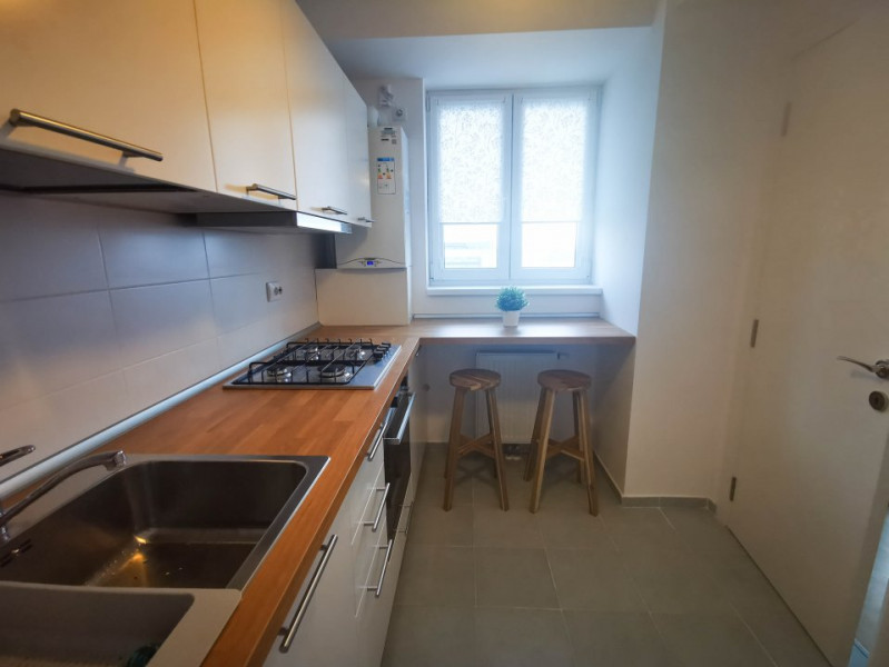 Apartament superb 2 camere de inchiriat cu parcare subterana Titan Bd. Pallady