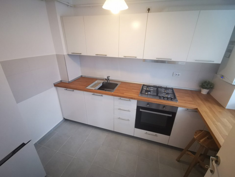 Apartament superb 2 camere de inchiriat cu parcare subterana Titan Bd. Pallady