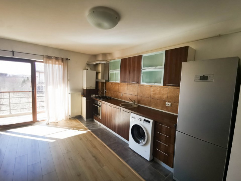 Apartament modern si spatios 2 camere, loc parcare subteran,Straulesti