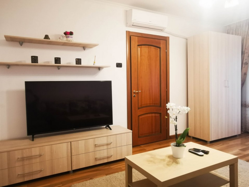 Apartament modern 2 camere de inchiriat Parc Tineretului