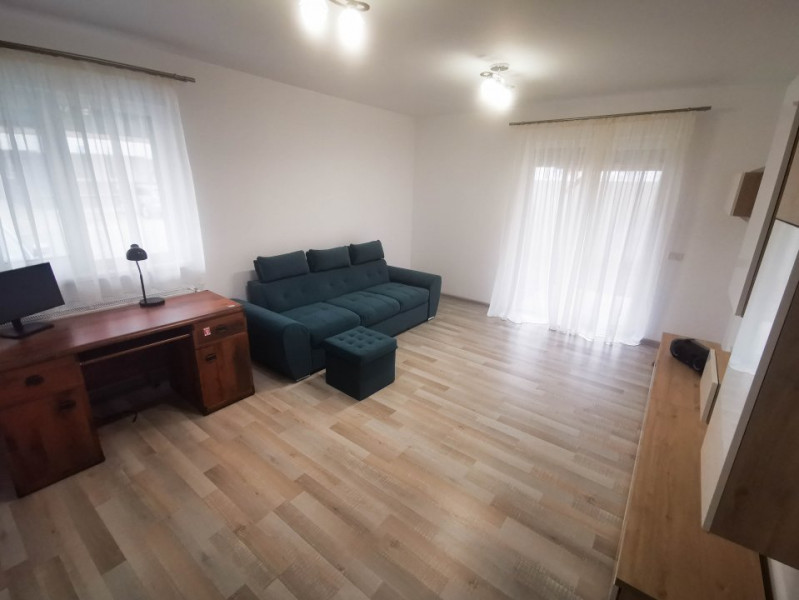 0% Comision Apartament SUPERB 3 camere, curte proprie,2 locuri parcare,bloc nou 