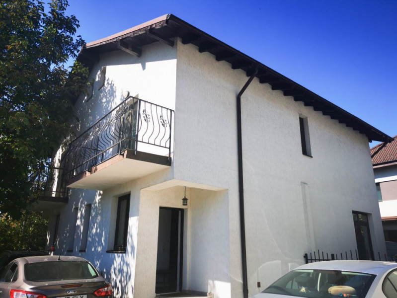 Casa superba de inchiriat 3 camere P+1 si curte, 2 locuri parcare, Tunari