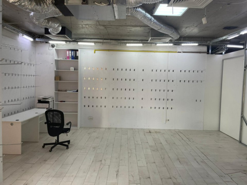 Inchiriere spatiu comercial, parter, ultracentral, Dacia, Eminescu, comision 0%