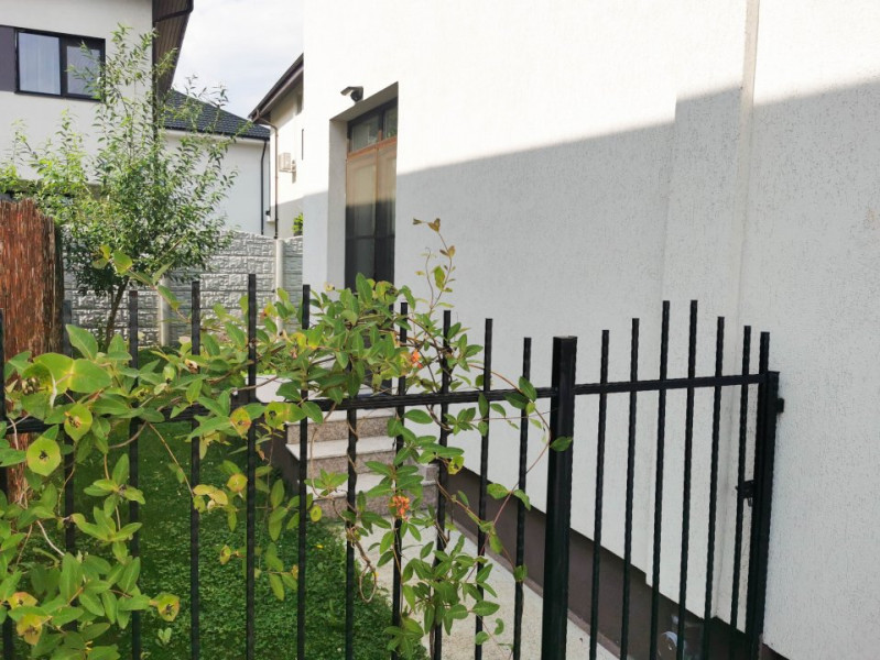 Casa spatioasa de inchiriat P+1, 3 camere si curte proprie, Tunari