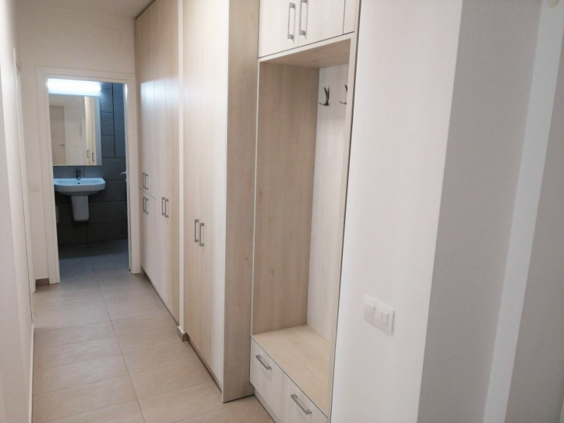 Inchiriere apartament 2 camere si loc parcare subteran, Baba Novac Residence
