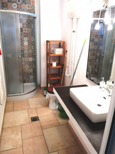 Inchiriere casa trei camere, zona Mosilor Armeneasca