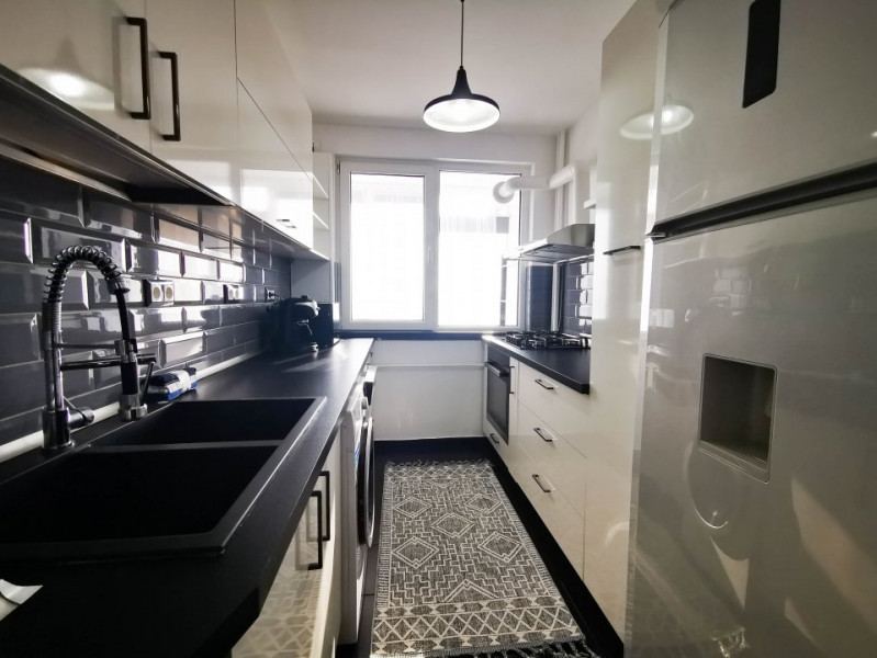 Apartament SUPERB 2 camere de inchiriat, Pajura