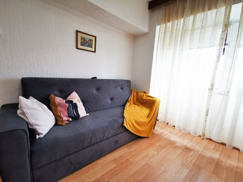 Garsoniera spatioasa si renovata de inchiriat, aproape de Mega Mall