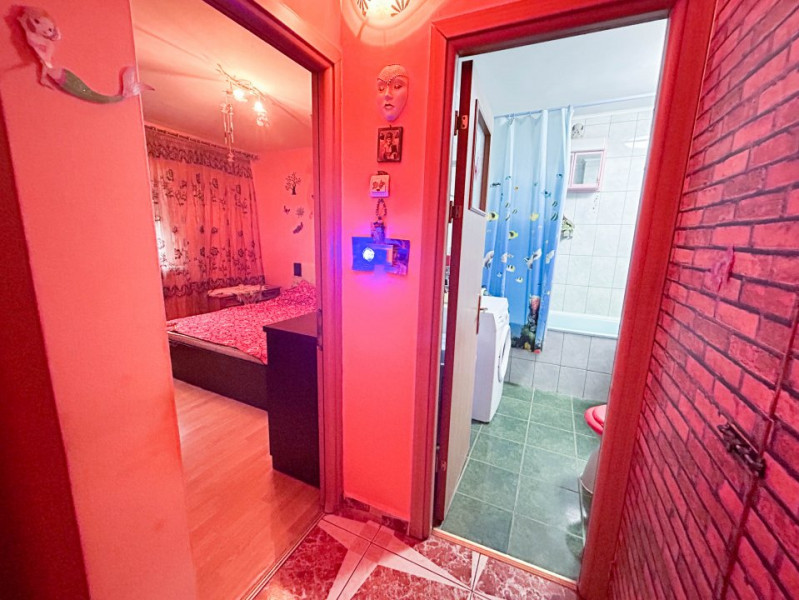 Apartament de vanzare cu 2 camere, Etaj 1 din 4, decomandat, Gorjului