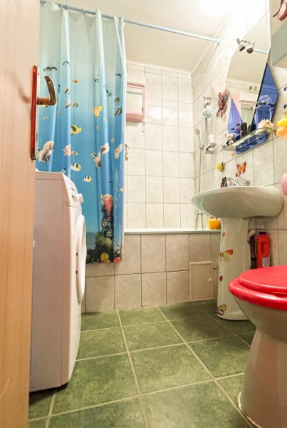 Apartament de vanzare cu 2 camere, Etaj 1 din 4, decomandat, Gorjului
