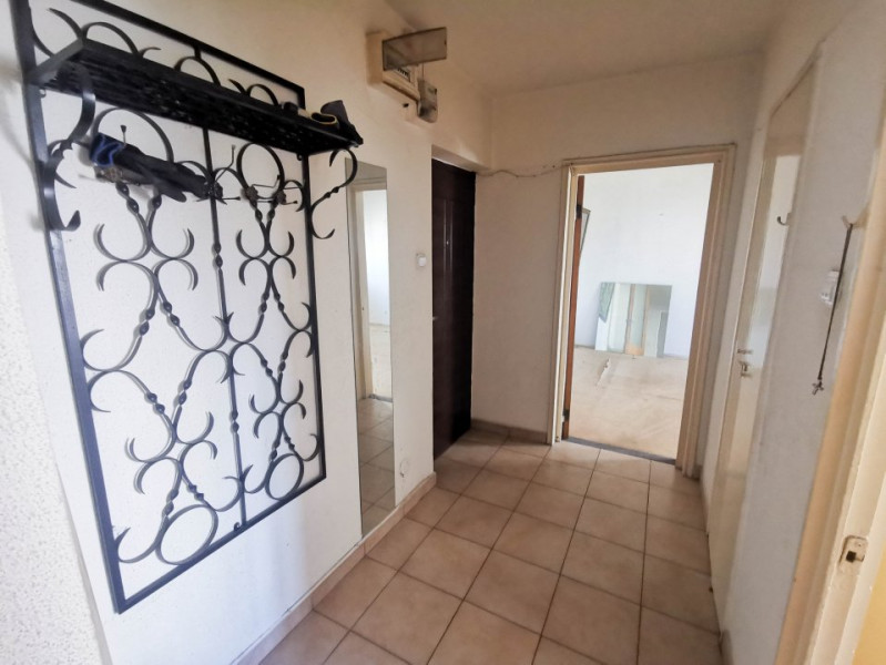 Apartament 3 camere de vanzare  2 bai, 2 balcoane, zona Vitan Comision 0