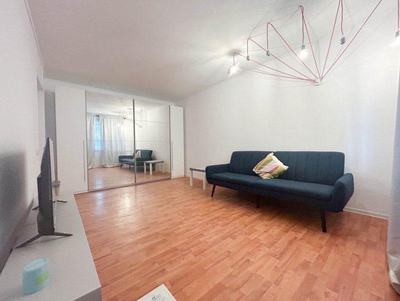Vanzare apartament 2 camere RENOVAT, Bloc izolat termic, Pasaj Doamna Ghica