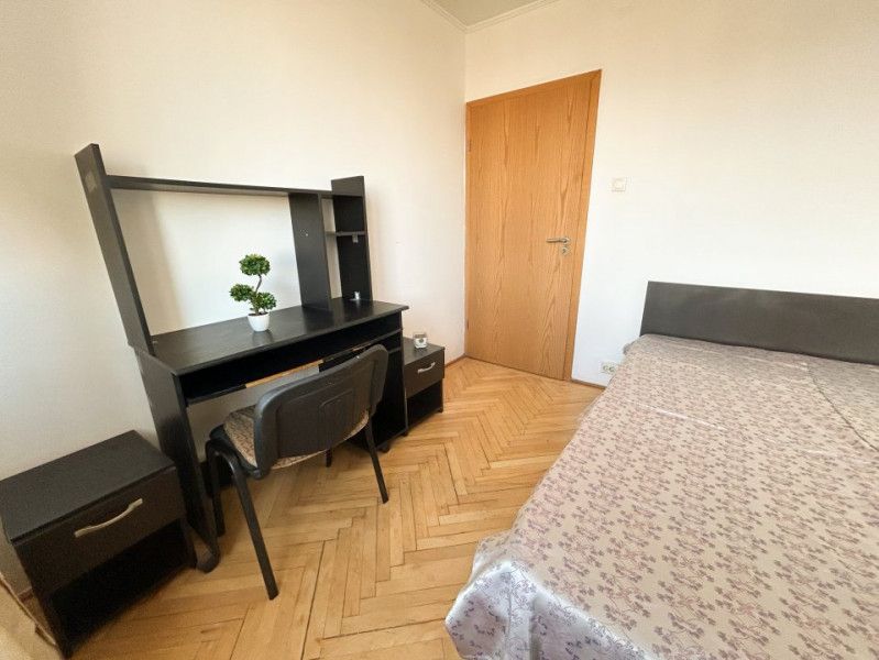 Vanzare apartament cu 3 camere mobilat si utilat, Valea Oltului