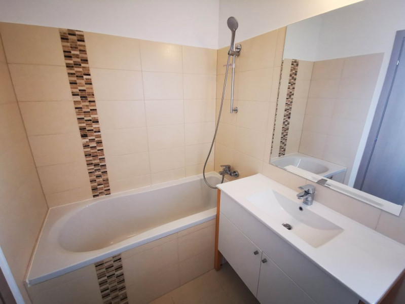 3 camere de inchiriat, 2 parcari – Oaza de liniste in Greenfield, Baneasa