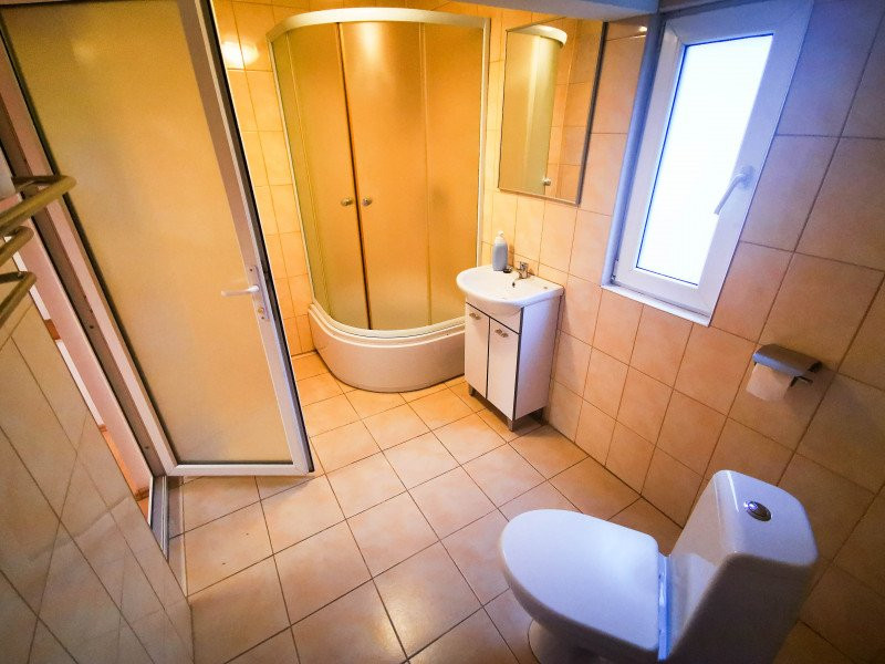 Vila P+1, 6 camere de inchiriat pentru Birouri, 140 mp, zona Parcul Carol